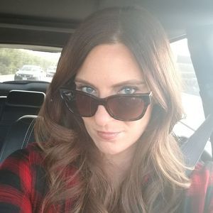 Meet your Posher, Krystal